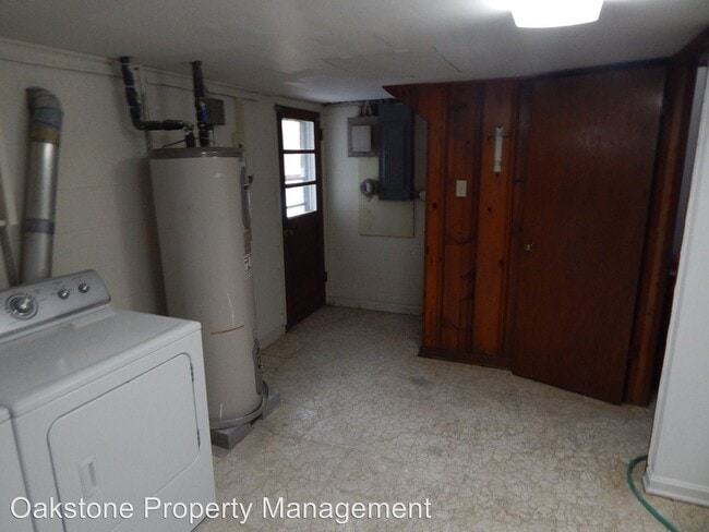 Foto del edificio - 3 br, 2 bath House - 876 Snyder Rd.