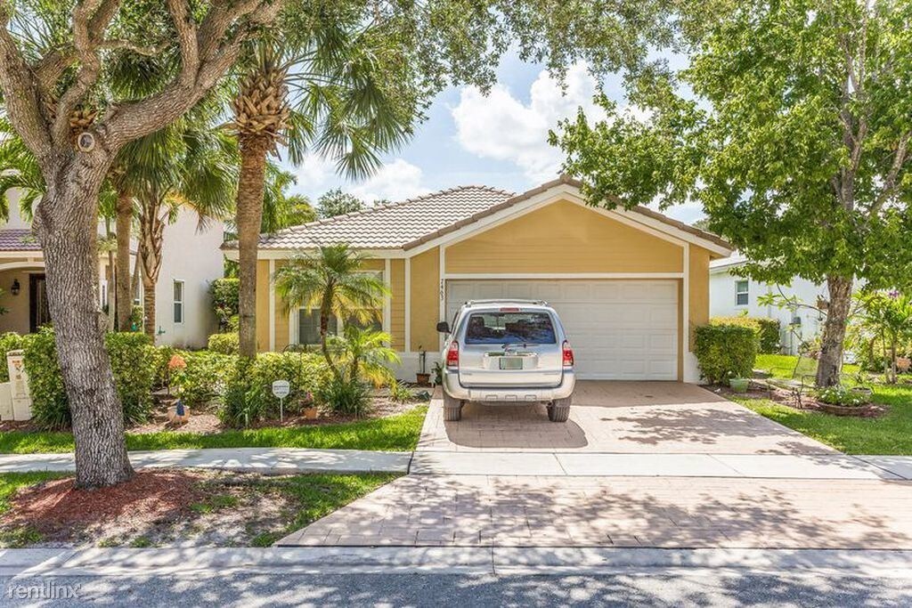 3 br, 2 bath House 7860 NW 70th Ave House Rental in Parkland, FL