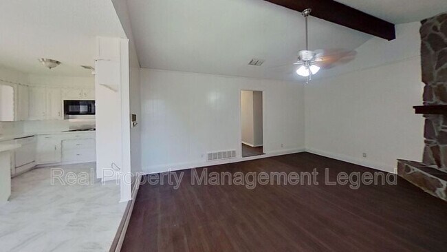 Foto del edificio - 8409 Main St