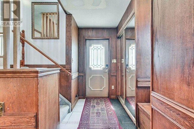 Building Photo - 56 Seabreeze Crescent