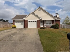 Building Photo - 105 Yasmine Dr