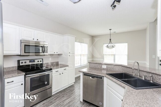 Foto del edificio - 6127 Goldenfield Dr