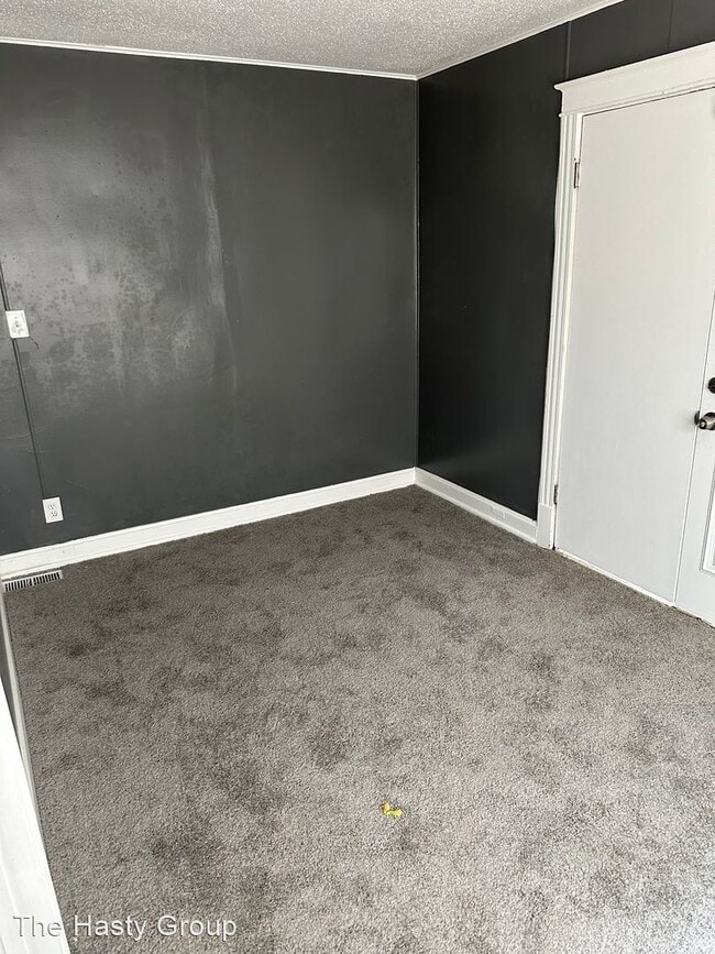 Building Photo - 2 br, 1 bath House - 3708 Wabash Ave