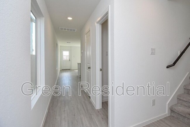 Building Photo - 18719 San Salvo Dr