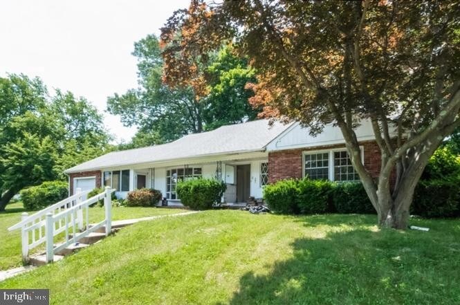 Primary Photo - 341 Hollowbrook Dr