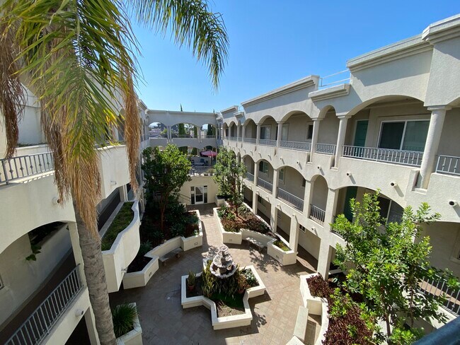 Foto del edificio - 3645 Cardiff Ave