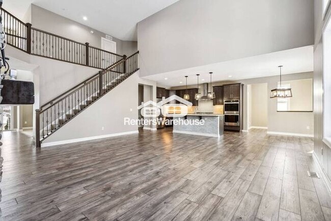 Foto del edificio - Stunning 5 Bed/4 Bath Single Family Home i...