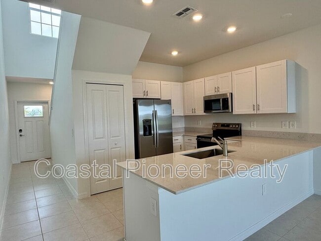 Building Photo - 9320 Bonita Mar Dr