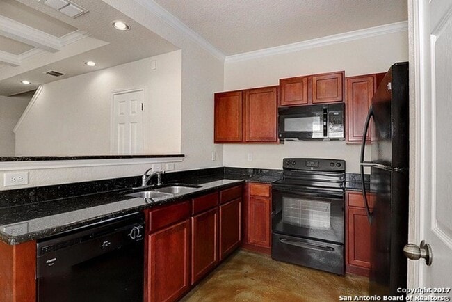 Building Photo - Wurzbach Heights Townhome for Rent ~ 3 Bedroom corner Unit with Private Yard and Garage