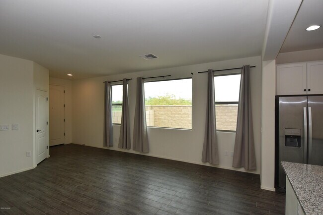 Building Photo - 6658 E Via Pampas Morenas