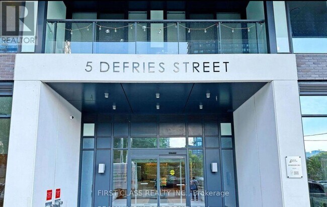 Building Photo - 5 Defries St