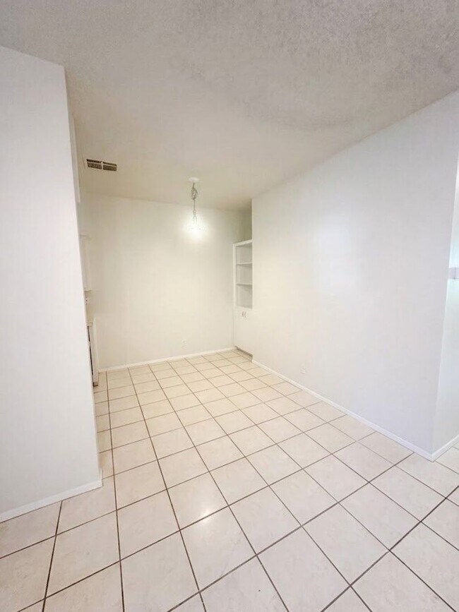 Foto del edificio - 106 E 30th St