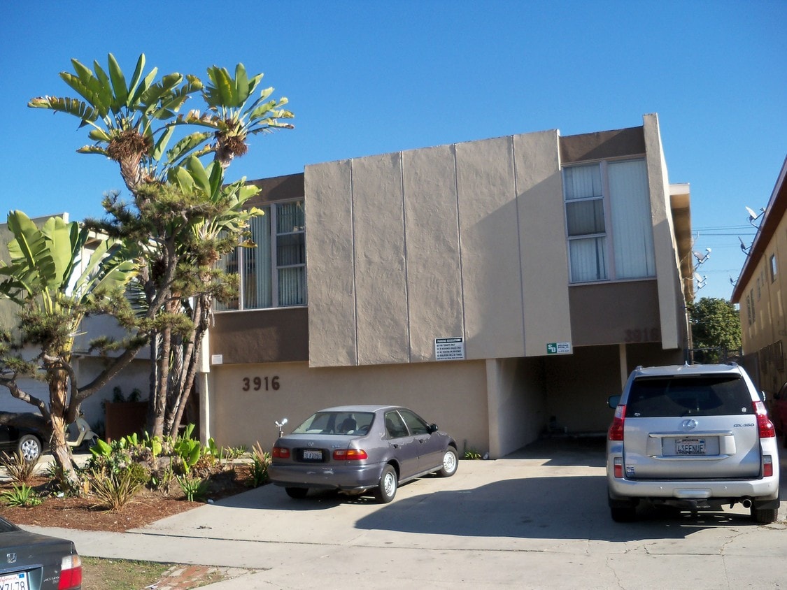 3916 Inglewood Blvd Unit 8, Los Angeles, CA 90066 Apartments in Los