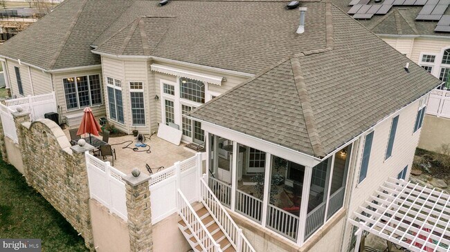 Building Photo - 109 Tim Tam Ct