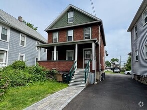 Building Photo - 816 Pacific St