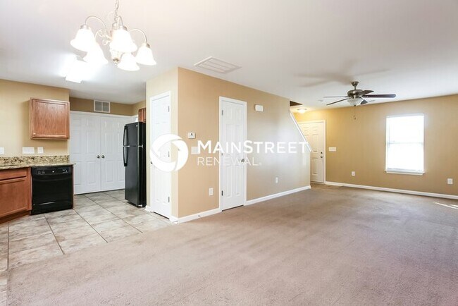 Foto del edificio - 3 Bedroom Pet-Friendly Home in Rural Hall,...