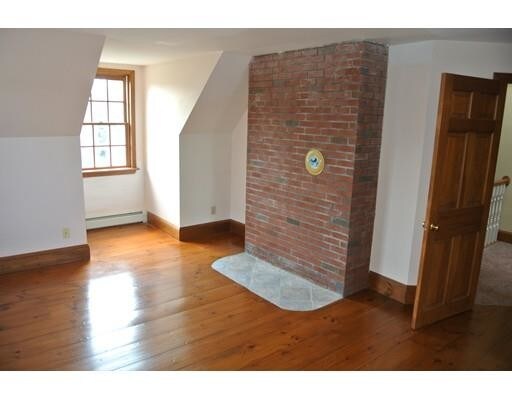 Building Photo - 143 Corliss Hill Rd