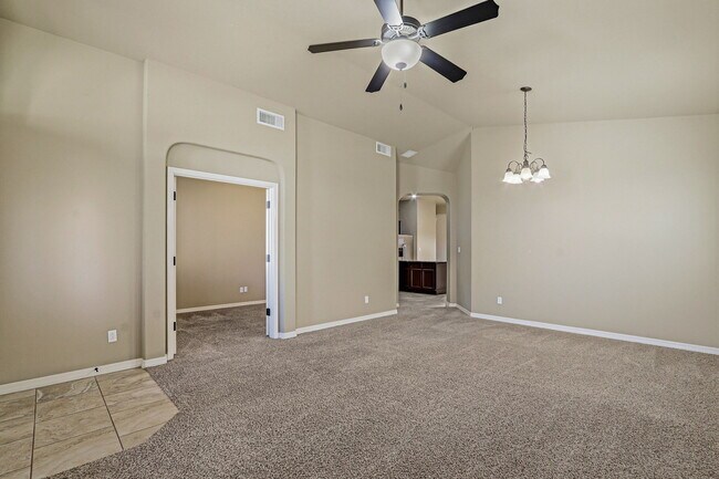 Foto del edificio - 3133 Clearbrook