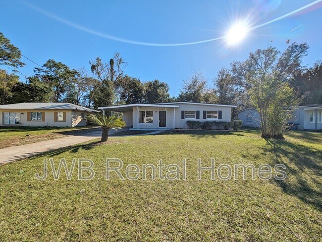 Building Photo - 2462 Quail Ave