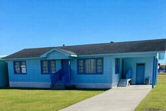 Building Photo - 1018 S Mire Ave
