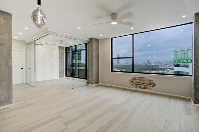 Foto del edificio - 3310 Timmons Ln
