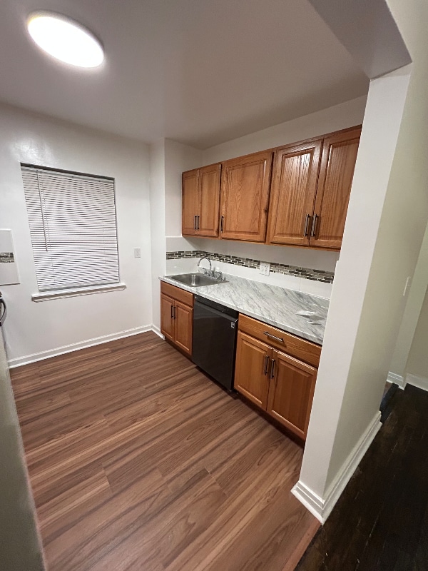 Building Photo - 429 Revere Ave