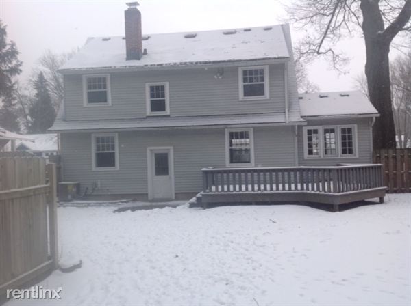 Foto del edificio - 3259 Townsend Ave NE