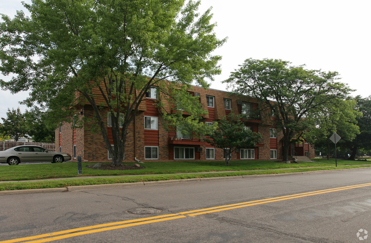 Primary Photo - West 28th St Apartments