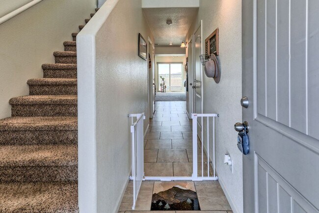 Foto del edificio - 3 Bedroom 2 1/2 Bath Townhome in Wellington