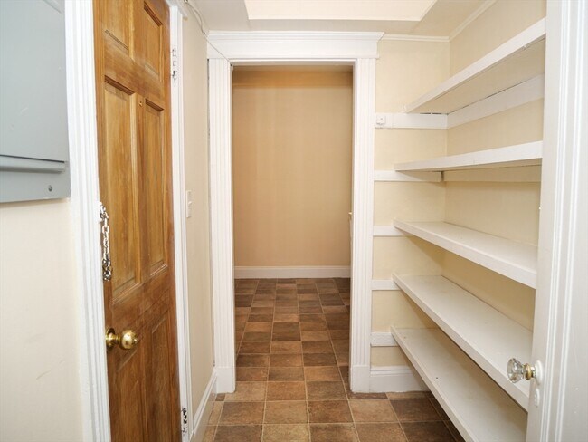 Foto del edificio - 223 Saint Paul St