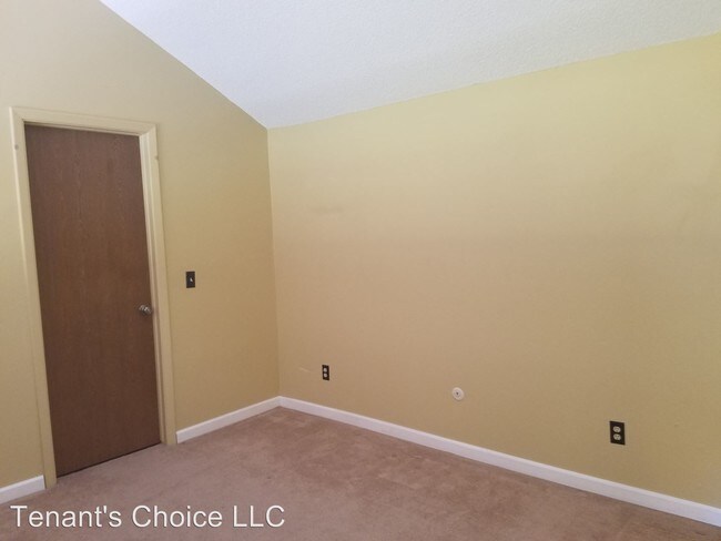 Building Photo - 14140 E Temple Dr