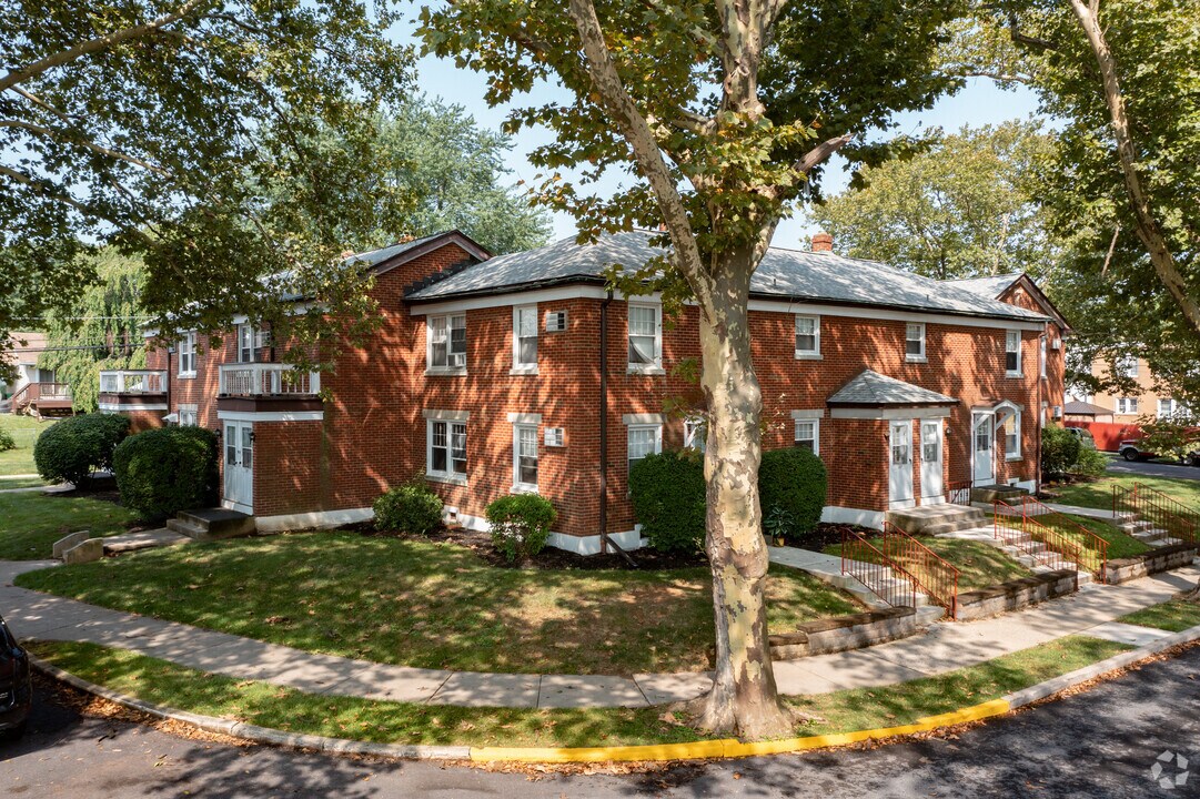 High Pointe Apartments photo 5