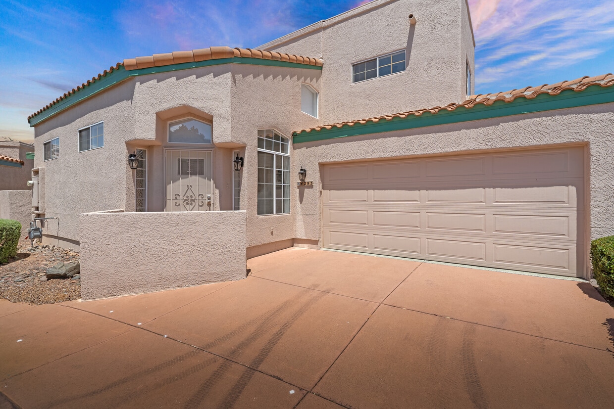 Primary Photo - 4295 Desert Springs Trail