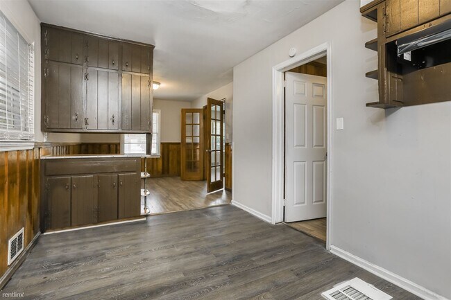 Foto del edificio - 3 br, 1 bath House - 117 HILLSDALE Drive