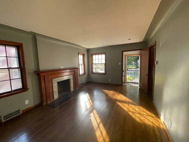 Foto del edificio - 11808 Whitehill St