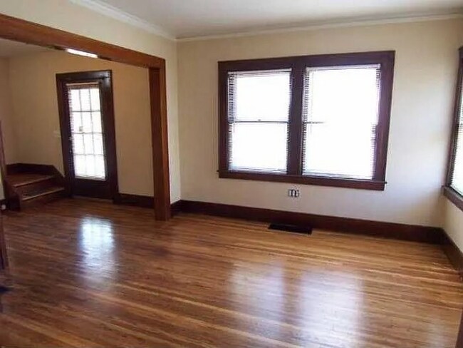 Foto del edificio - 186 Spruce Ave