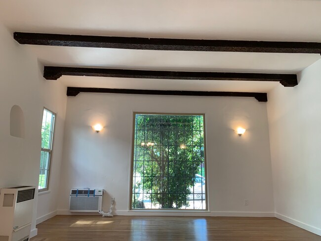 Foto del edificio - 4225 Avocado St