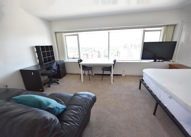 Photo - 555 E William St Apartment