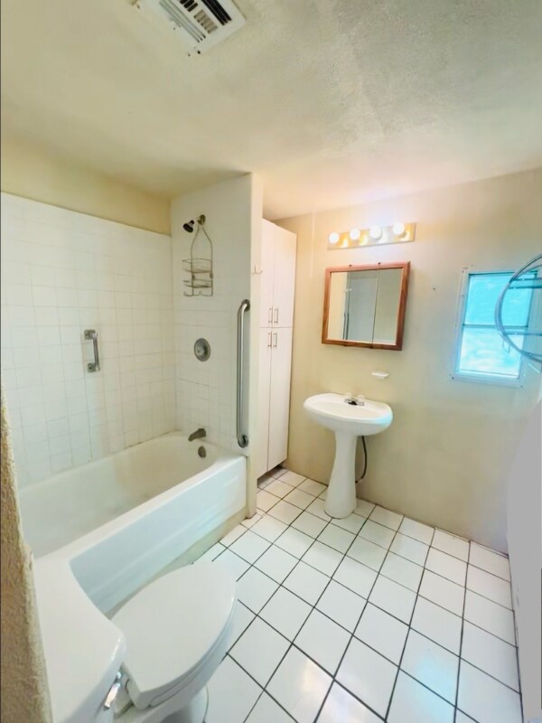 Foto del edificio - 6345 N Dona Ana Rd