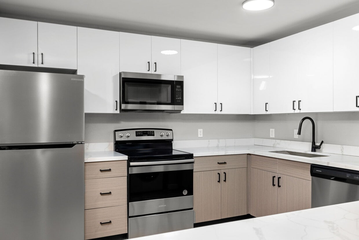 Photo - 50 Devon Ct-B-12