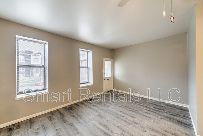 Building Photo - 3823 McRee Ave