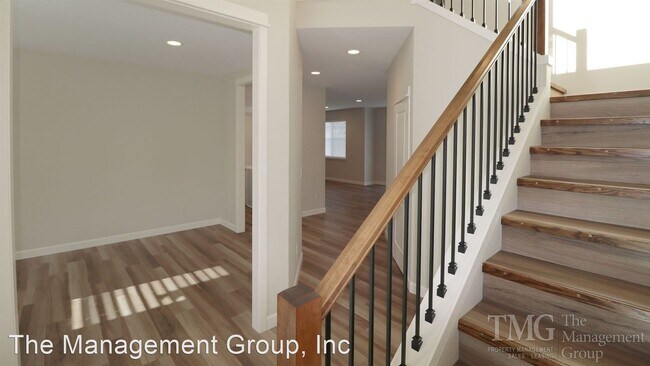 Foto del edificio - 4 br, 2.5 bath House - 5814 NE 45th Street