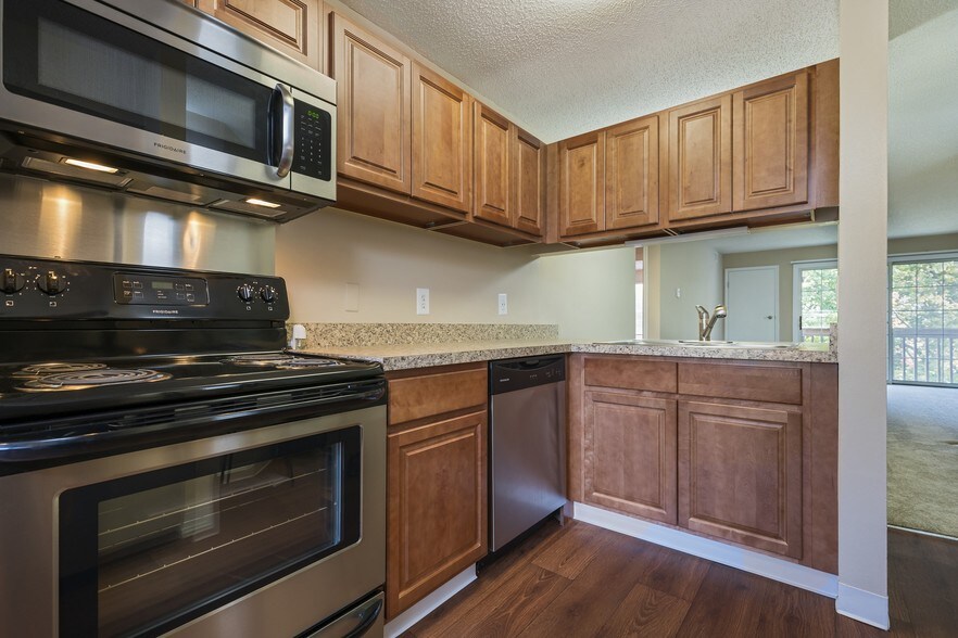 Ponds at Apartments Rentals Ann Arbor, MI