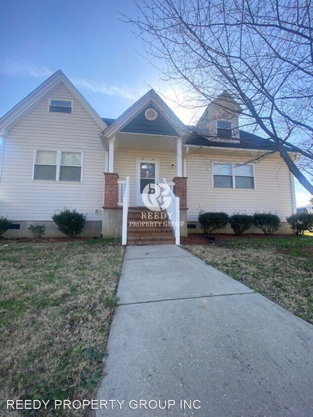Primary Photo - 3 br, 2 bath House - 185 Fremont Avenue