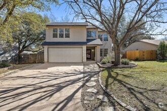 Building Photo - 4910 Pelham Dr