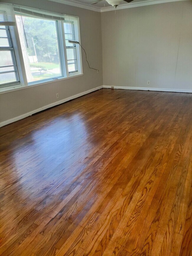 Foto del edificio - Adorable 3 bedroom, 1 bath home in the Mac...