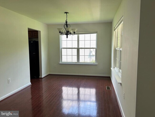 Foto del edificio - 2472 Post Oak Dr