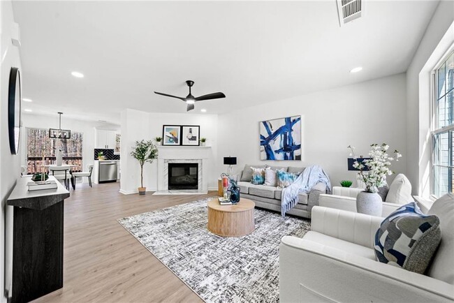 Building Photo - 900 Melrose Park Pl