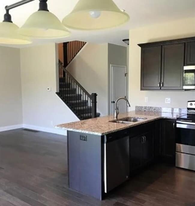 Foto del edificio - 1518 Greyrock Ln