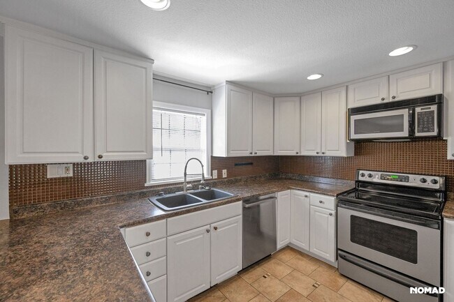 Foto del edificio - Charming 3BR House in Denver